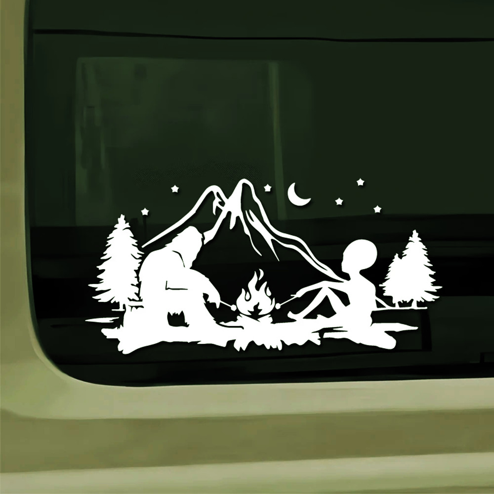 Alien and Bigfoot Campfire Vin - огляд і ціна Outdoor Adventure Rv
